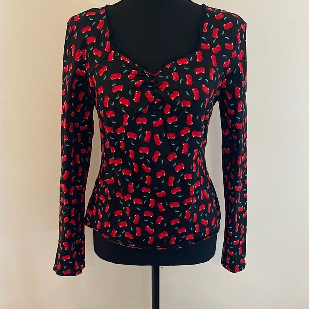 Belle Poque Cherry Print Sweetheart Neckline Smocked Back Top sz L Rockabilly